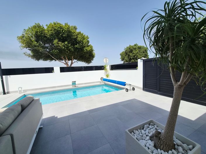 Image No.24-3 Bed Villa for sale