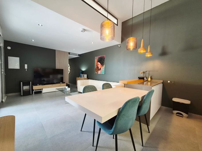 Image No.8-3 Bed Villa for sale