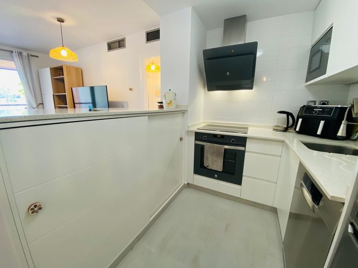 Image No.6-1 Bed Property for sale