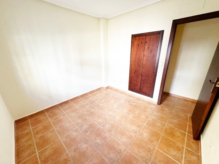 Image No.10-3 Bed Villa for sale