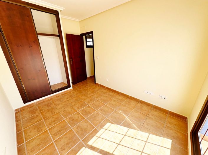 Image No.15-3 Bed Villa for sale