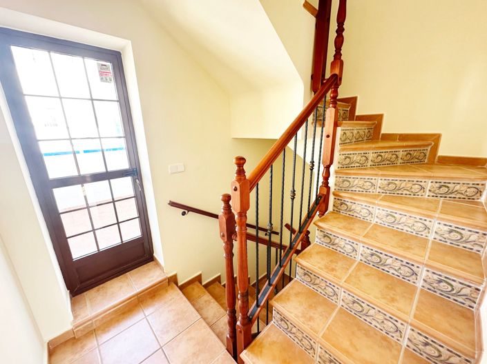 Image No.23-3 Bed Villa for sale