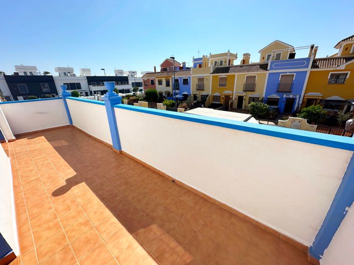 Image No.27-3 Bed Villa for sale