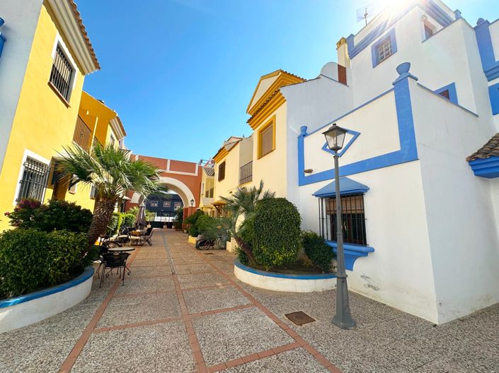 Image No.39-3 Bed Villa for sale