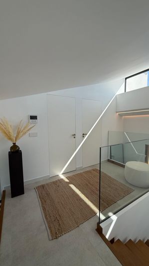 Image No.10-4 Bed Villa for sale