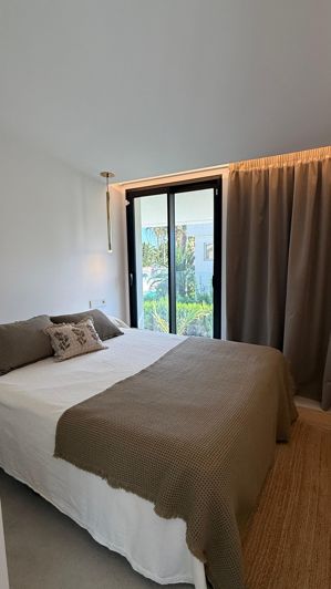 Image No.14-4 Bed Villa for sale