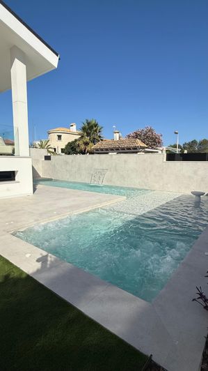 Image No.22-4 Bed Villa for sale