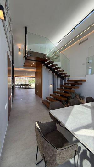 Image No.4-4 Bed Villa for sale