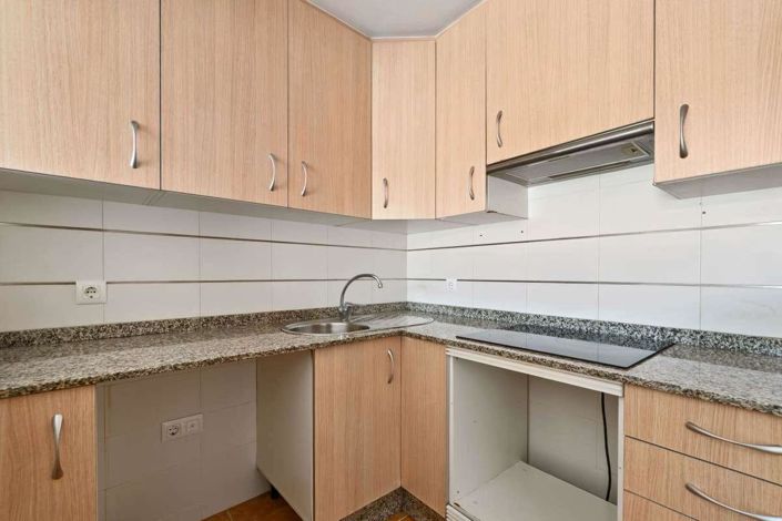 Image No.7-2 Bed Apartment for sale