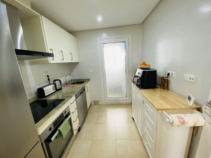 Image No.14-2 Bed Apartment for sale