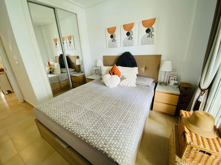 Image No.21-2 Bed Apartment for sale