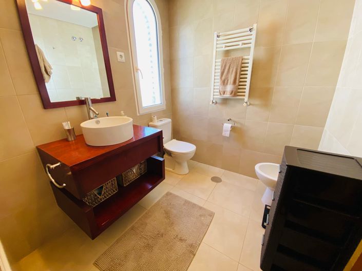 Image No.17-2 Bed Apartment for sale