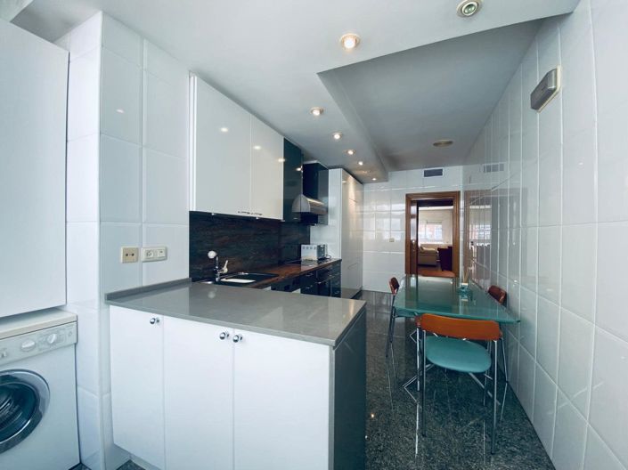Image No.9-3 Bed Apartment for sale
