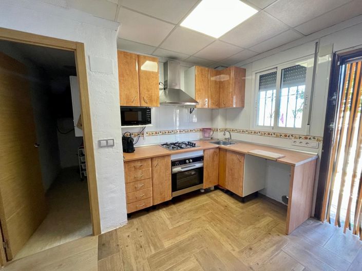 Image No.8-2 Bed Bungalow for sale