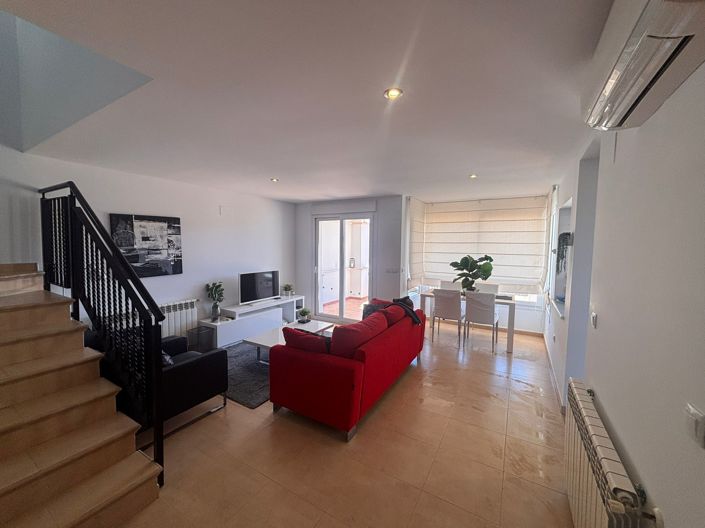 Image No.4-3 Bed Townhouse for sale
