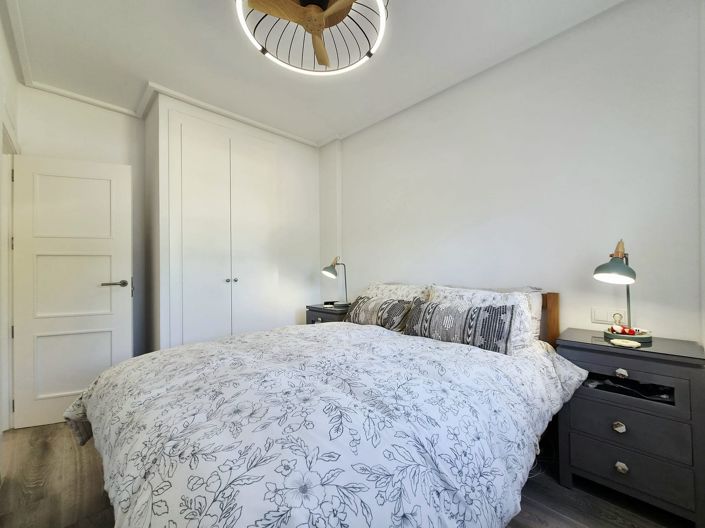Image No.23-3 Bed Apartment for sale
