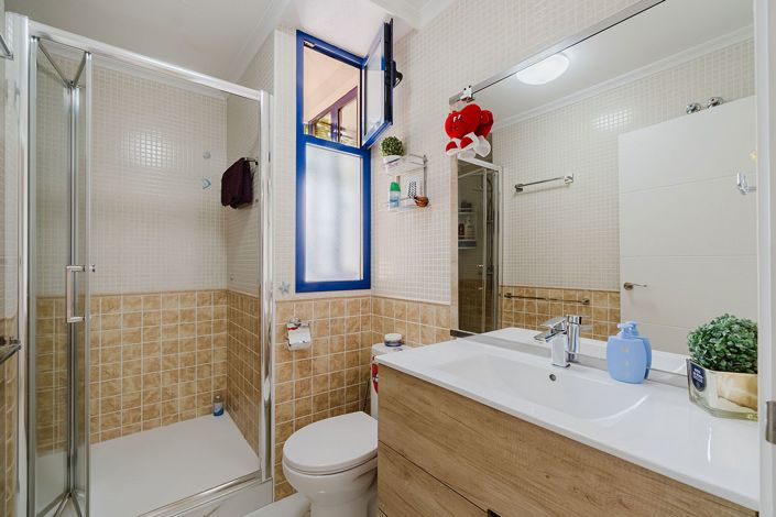 Image No.21-3 Bed Property for sale