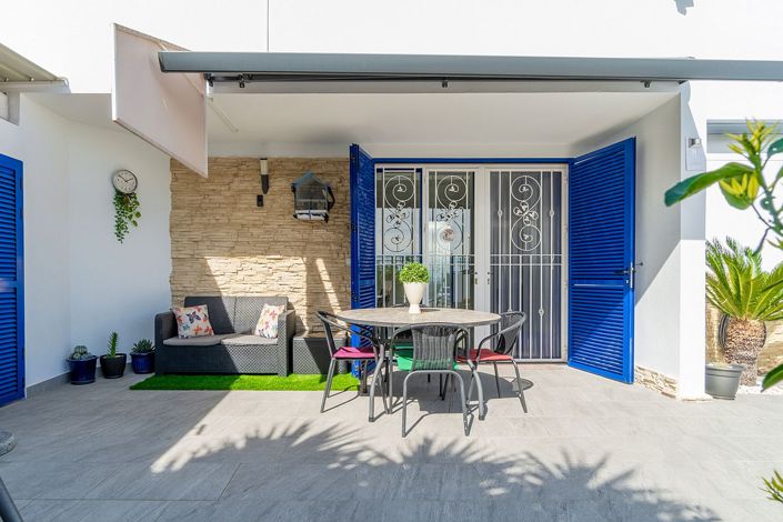 Image No.8-3 Bed Property for sale