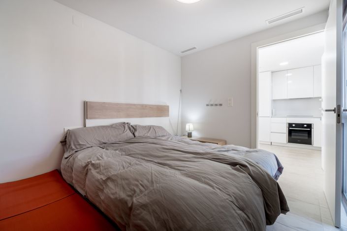 Image No.21-2 Bed Property for sale