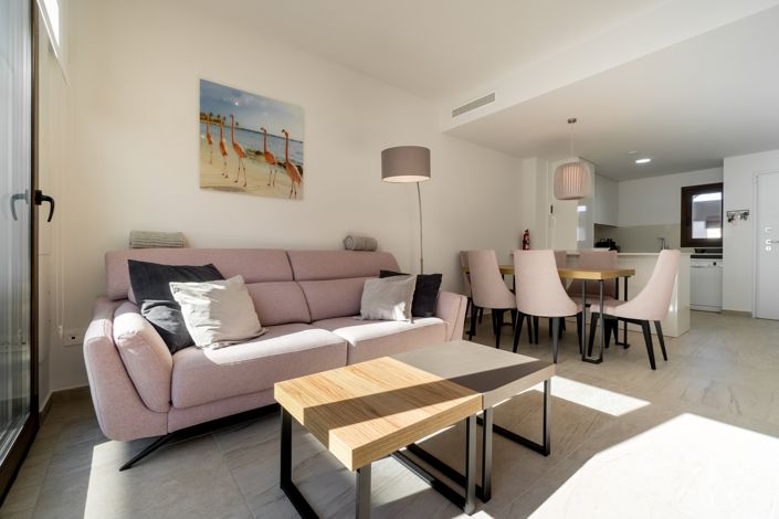 Image No.4-2 Bed Property for sale