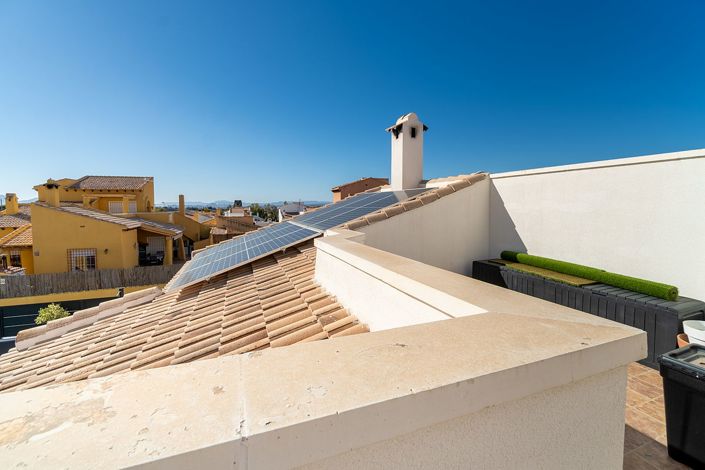 Image No.50-3 Bed Property for sale