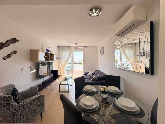 Image No.2-2 Bed Property for sale