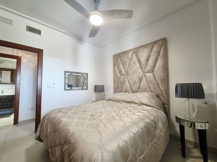 Image No.26-2 Bed Apartment for sale