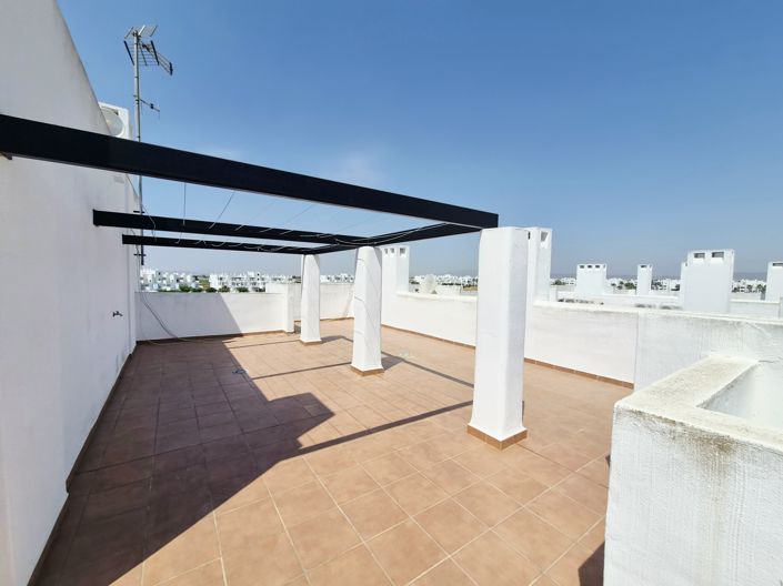 Image No.21-2 Bed Property for sale