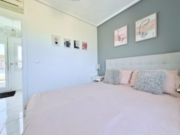 double-bedroom-isla-grosa-villa-mar-menor-gol