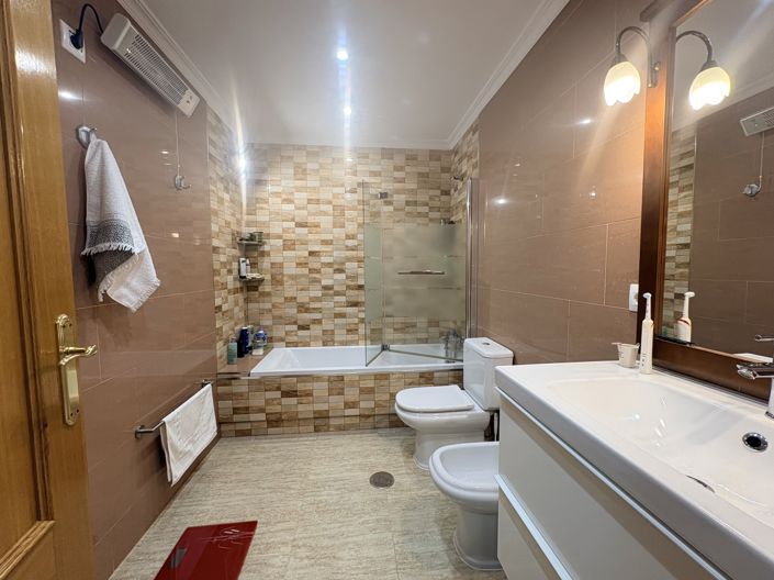 Image No.16-3 Bed Duplex for sale