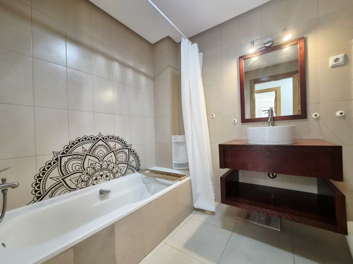 Image No.15-2 Bed Apartment for sale
