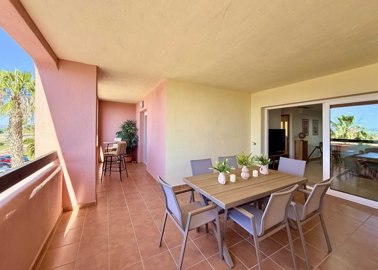 south-facing-terrace-boulevard-apartment-mar-
