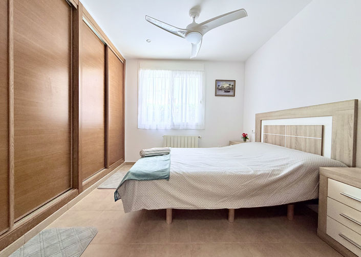 Image No.13-2 Bed Villa / Detached for sale
