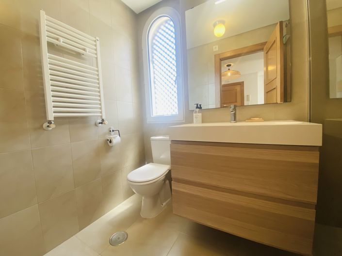 Image No.19-2 Bed Apartment for sale