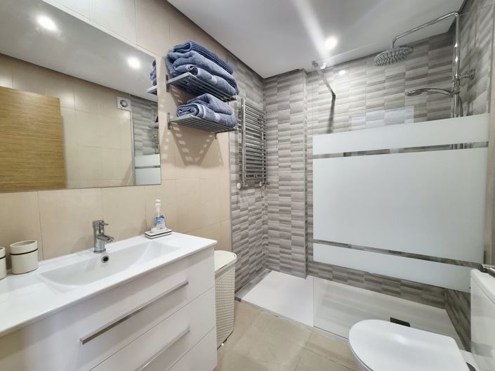 Image No.16-2 Bed Apartment for sale