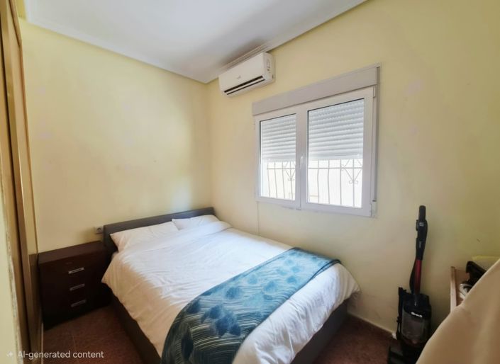 Image No.10-3 Bed Villa / Detached for sale