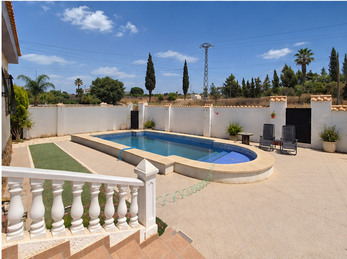 Image No.4-3 Bed Villa / Detached for sale