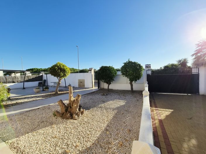 Image No.10-4 Bed Villa / Detached for sale