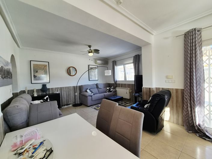 Image No.14-4 Bed Villa / Detached for sale