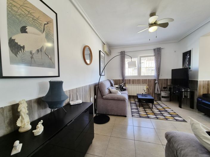 Image No.15-4 Bed Villa / Detached for sale