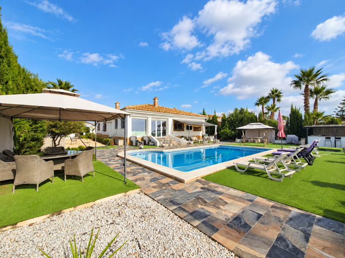 Image No.37-4 Bed Villa for sale