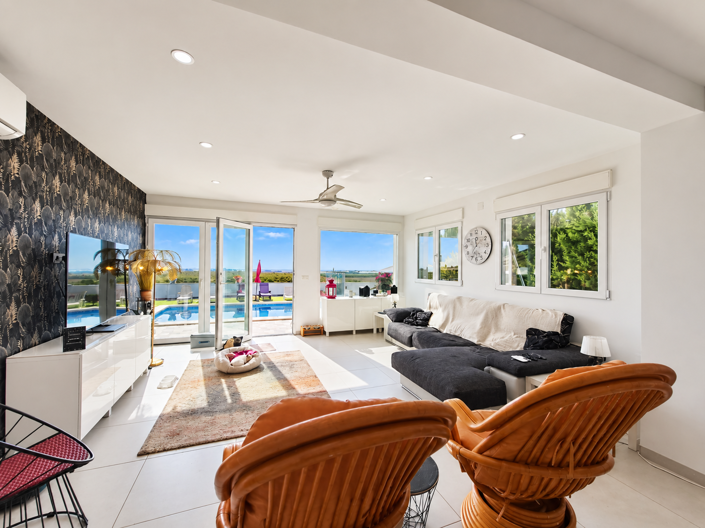 Image No.7-4 Bed Villa for sale
