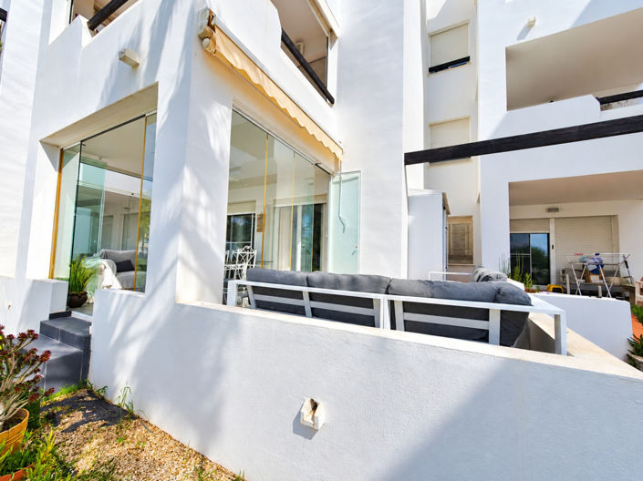 Image No.19-2 Bed Property for sale