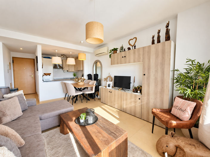 Image No.10-1 Bed Apartment for sale