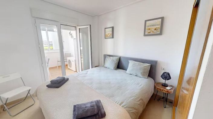 Image No.9-2 Bed Apartment for sale