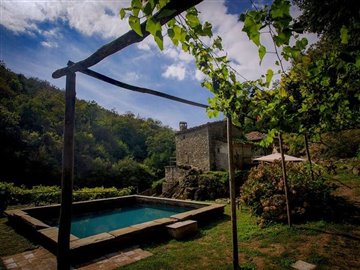 tuscan-mill-farmhouse-for-sale-4