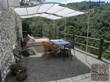 15-borgo-puccini-casa-grande-rear-terrace-and