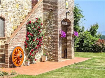 v4697ab-umbria-farmhouse-bb-more-24-1200