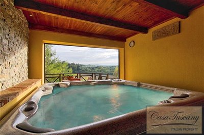 luxury-tuscan-villa-for-sale-1-1200
