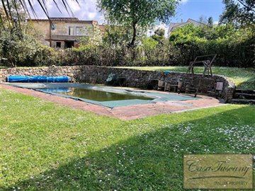 beautiful-liberty-villa-with-pool-near-livorn